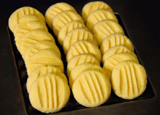 How to bake tasty custard biscuits/cookies